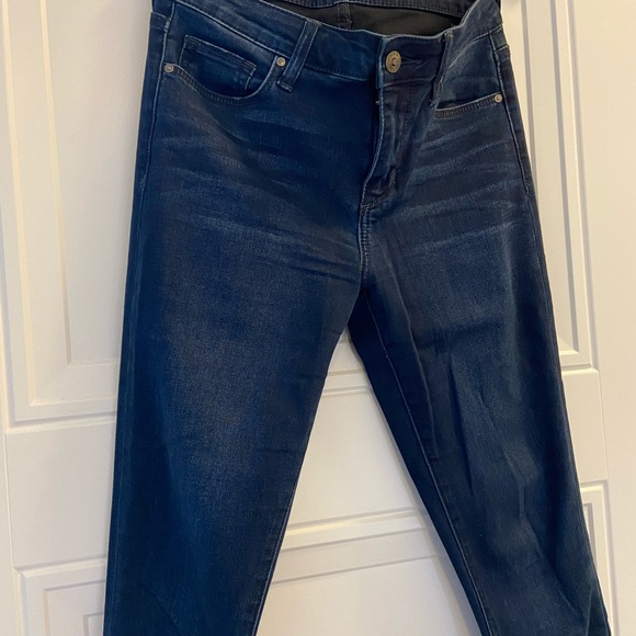 Joe’s Jeans skinny jeans - size 26. Great condition and incredibly comfortable! - Picture 5 of 5